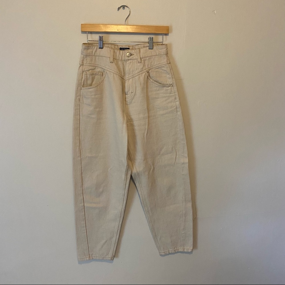 Frank & Oak Linda Balloon Fit High Waisted Jeans